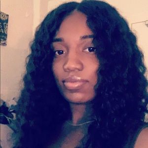 Meet your Posher, Brianna